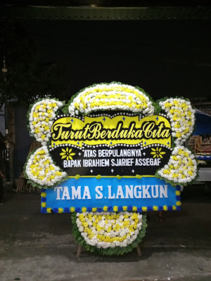 Papan Bunga Duka di Sail